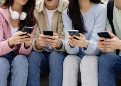 "'카톡'만 하면 옛날 사람?"…트렌드 좇는 20대들 쓰는 앱