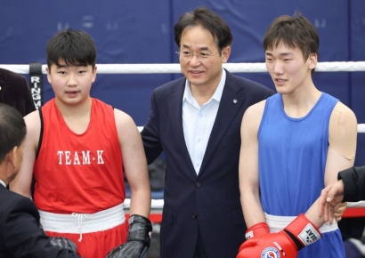 '사각의 링'에서 내뿜는 열정…고양특례시장기 복싱대회 개최