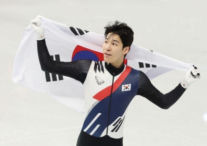 황대헌 쇼트트랙 남자 1500m 은메달…신동민은 4위