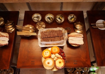 차례상은 제사상과 다르다…"과일, 떡 등 최소한의 음식만"