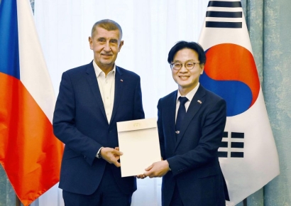 한·체코, 두코바니 원전 협력 본격화…김정관 "테믈린까지 원전 협력 기대"