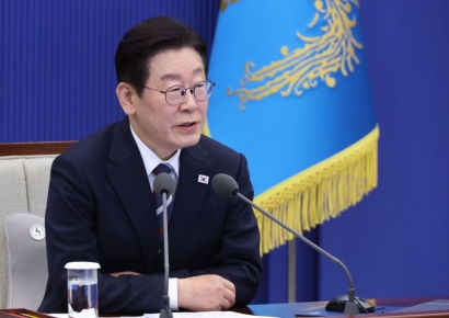 李대통령 "지방정부 환경미화원 적정임금 미지급, 감사·전수조사"