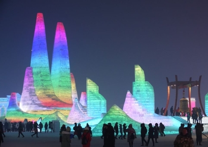 "가까이 오지 마" 접근 금지까지…얼음축제 멈춘 하얼빈에 무슨 일
