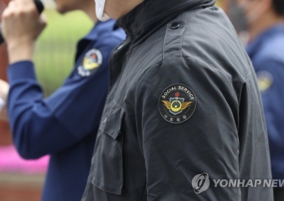 "일반인도 163일 튀고, 아이돌도 102일 튀고"…사회복무요원이 장난인가요