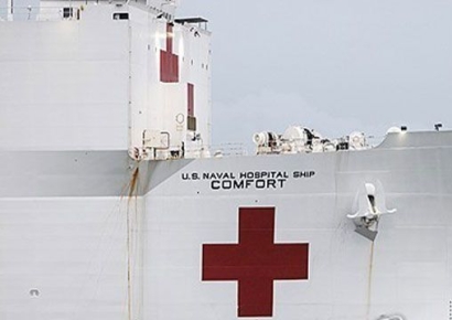 트럼프 "그린란드에 병원선 보내 주민치료"…시민들 "미국 의료에나 신경쓰길"