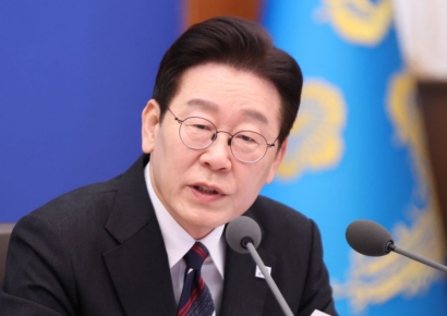 李대통령 "농지 매각명령 두고 공산당 운운…이승만 대통령이 헌법에 명시"