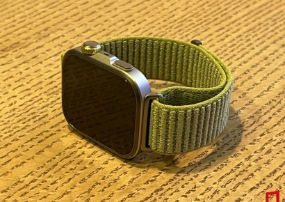 "배터리 성능 미쳤네" 애플워치보다 얇고 가벼운데 열흘 거뜬…가격도 반값[써보니]