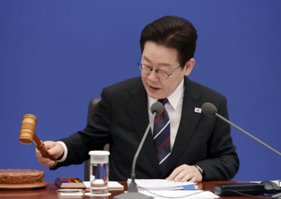 이 대통령, 확대국가관광전략회의 참석…'바가지요금 근절대책' 논의