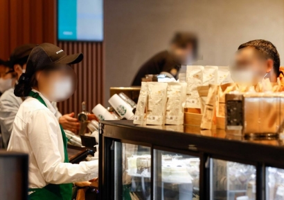 "스타벅스서 '또' 주문했다고 직원에 면박 당해"…38초 뒤 주문했다가 생긴 일