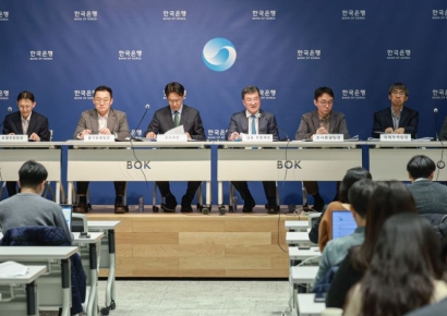 한은 "올해 1분기 1% 내외 성장…반도체 업황따라 더 오를수도"