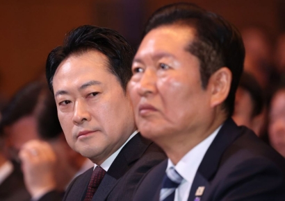 정청래 "난 사실상 0주택, 6주택 장동혁 부럽다"…여권, 장 대표 향해 연일 공세