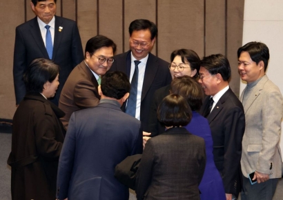 필리버스터 5박6일만에 끝…전남광주통합법·국민투표법 與 주도 처리(종합)