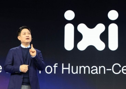 [포토] MWC2026서 기조연설 나선 홍범식 LG유플러스 대표