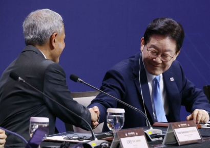 이재명 대통령 "2030년까지 싱가포르에 3억달러 펀드 조성"
