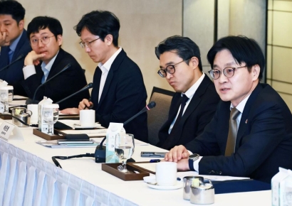 김정관 산업장관, 싱가포르 진출기업 만나 "교역 다변화·제조 AI 협력 확대"