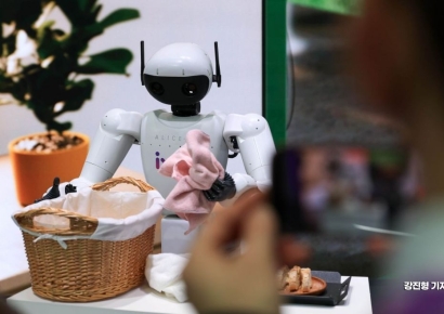 [포토] '모바일 통신과 로봇의 만남'