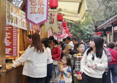 "149조원 소비쿠폰 풀자"…'전국민 10만원' 지급 의견 나온 곳