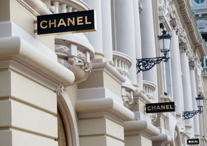 요새 누가 샤넬 자랑하니…"세제 2원에 샀대, 분해서 밤샜다" 대륙 휩쓰는 '절약 배틀'