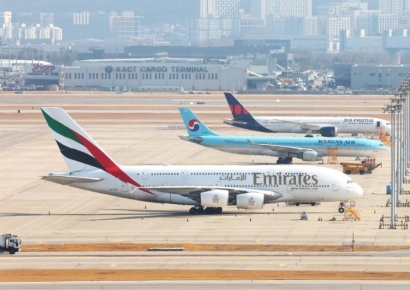 매일 20만㎞ 우회 비행에 항공유 2배 폭등까지…항공업계 '휘청'