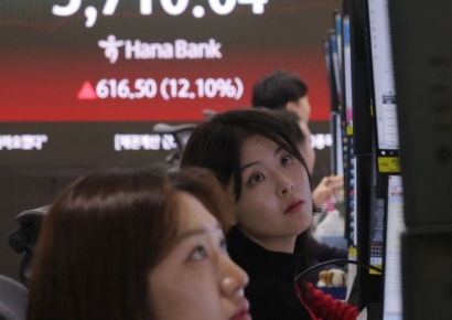 "주식 사야 하는데 왜 이러지"…'멀미 나는 증시'에 증권사 MTS 등 오류 속출