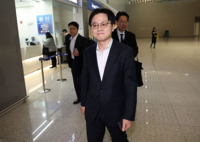 김정관 산업장관, 캐나다서 잠수함 수주 지원…LG엔솔 배터리 공장 준공식 참석