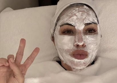 "이 좋은 걸 한국인만 받았다고?" 피부관리받으러 몰려오는 외국인들[K홀릭]