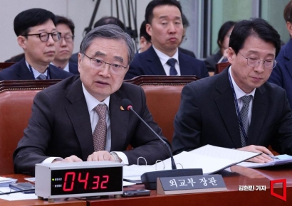 [포토] 조현 "대한한공 전세기도 UAE 이착륙 승인 얻어"