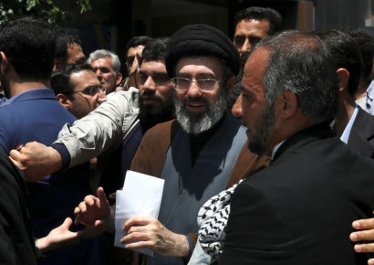 "이란 최고지도자 모즈타바, 의식불명…통치 불능 상태"