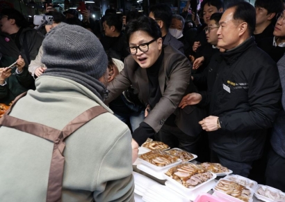 부산 찾은 한동훈 "코스피 6000, 尹 정권이었어도 달성"