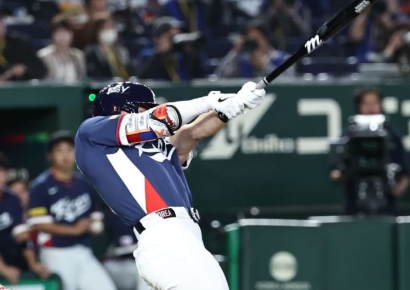 류지현호 WBC 日에 6-8 역전패…한일전 12경기째 무승