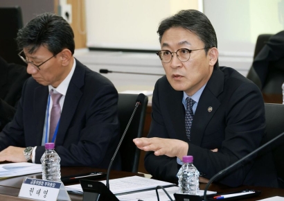 권대영 "부동산 망국병 끊고 생산적 금융 확대해야"