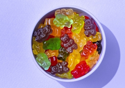 "시원하고 쫄깃해서?" 젤리도 얼려 먹는 시대… ‘얼먹젤리’, 치아에 부담