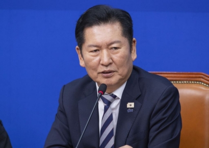 정청래 "검찰개혁, 李대통령 의지 변함없어…독소조항, 요란하지 않게 내부토론할 시간"