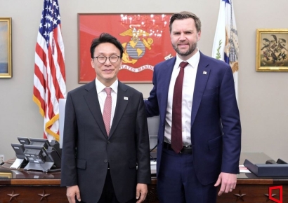 [포토] 밴스 美 부통령과 회담하는 김민석 총리