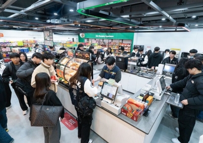 한국 편의점 시초 세븐일레븐…혹독한 '겨울나기'