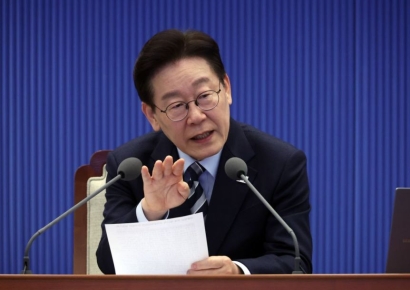 이 대통령 "감액 피하려 위장이혼까지"…부부라서 20% 깎던 기초연금 손 본다