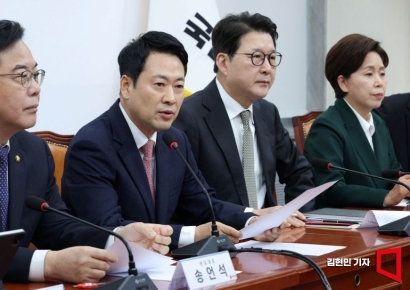 [포토] 장동혁 "노란봉투법 시행 이틀 만에 450개 소송…재개정 추진"