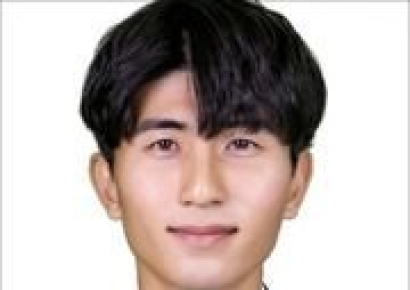 소방대원, 신혼여행 귀국 비행기서 40대 한국인 여성 살려