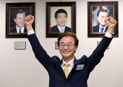 '부산시장 등판' 전재수 "다극체제 마중물…HMM 이전 총대 멜 것"