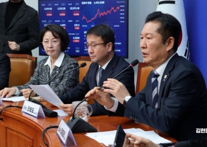 [포토] 정청래 "검사, 수사 개입 당청청안 마련"…19일 본회의 처리