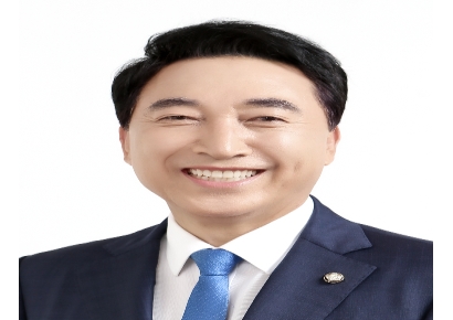 민주당 충남지사 후보에 박수현…의원직 사퇴 시점 관심 쏠려