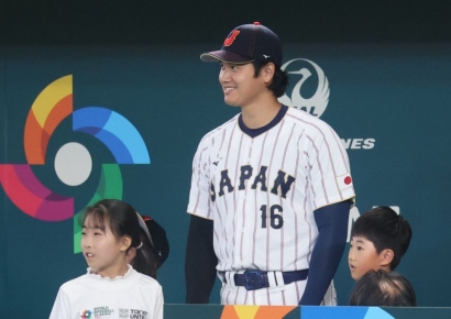 오타니 효과에 유니클로와 손잡은 다저스…'다저스타디움' 명칭도 바뀔 듯