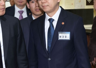 국민성장펀드, 2차 메가프로젝트 발표…바이오·디스플레이 등 투자