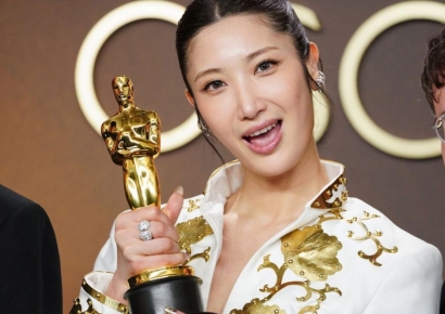 "고풍스럽다 했더니"…'케데헌' 이재, 대한제국 황실 대례복 입었다?