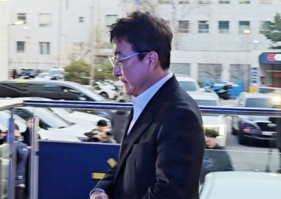 경찰, '음주운전' 이재룡 검찰 송치…'술타기' 의혹 인정