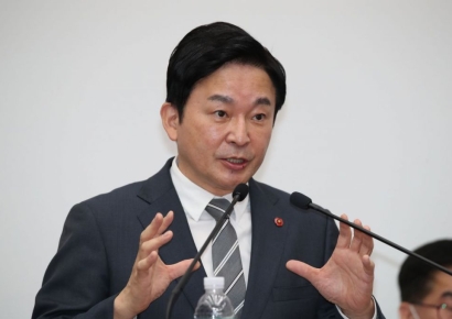 요동치는 제주 정가, 보수 진영서 불붙은 '원희룡 출마설'