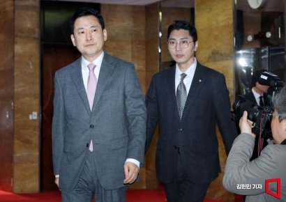 [포토] 국회 출근하는 장동혁