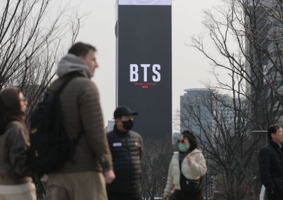 BTS 행사, 사고 위험 시 '행사중단 권고'도 가능…첫째도 둘째도 '안전'