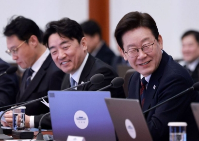 李대통령 "'경제 전시상황' 속도가 생명…'전쟁 추경' 등 선제 조치해야"