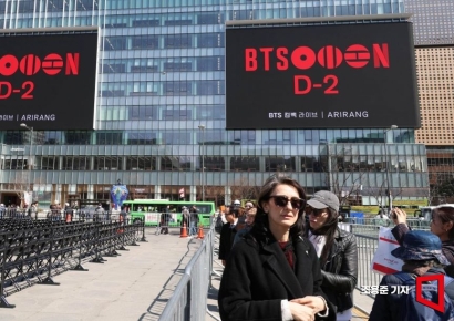 [포토] BTS 컴백 공연 준비 한창인 광화문광장